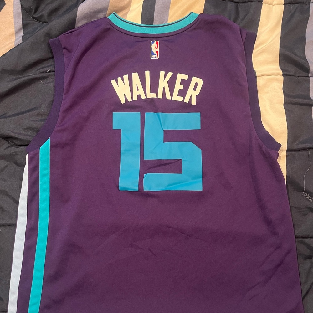 L Kemba Walker Hornets Jersey